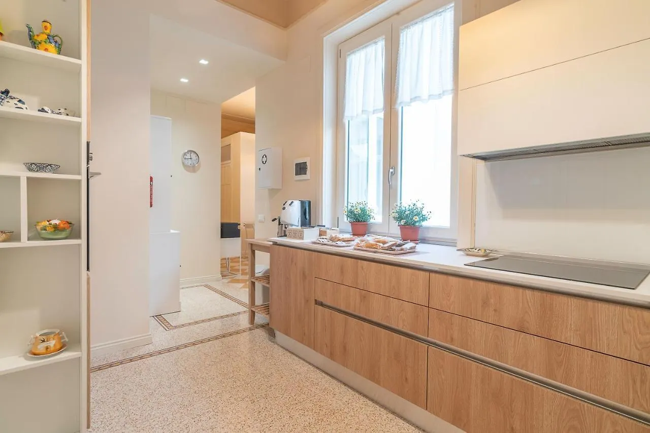 Bed & Breakfast B&B Handy Palermo Italy